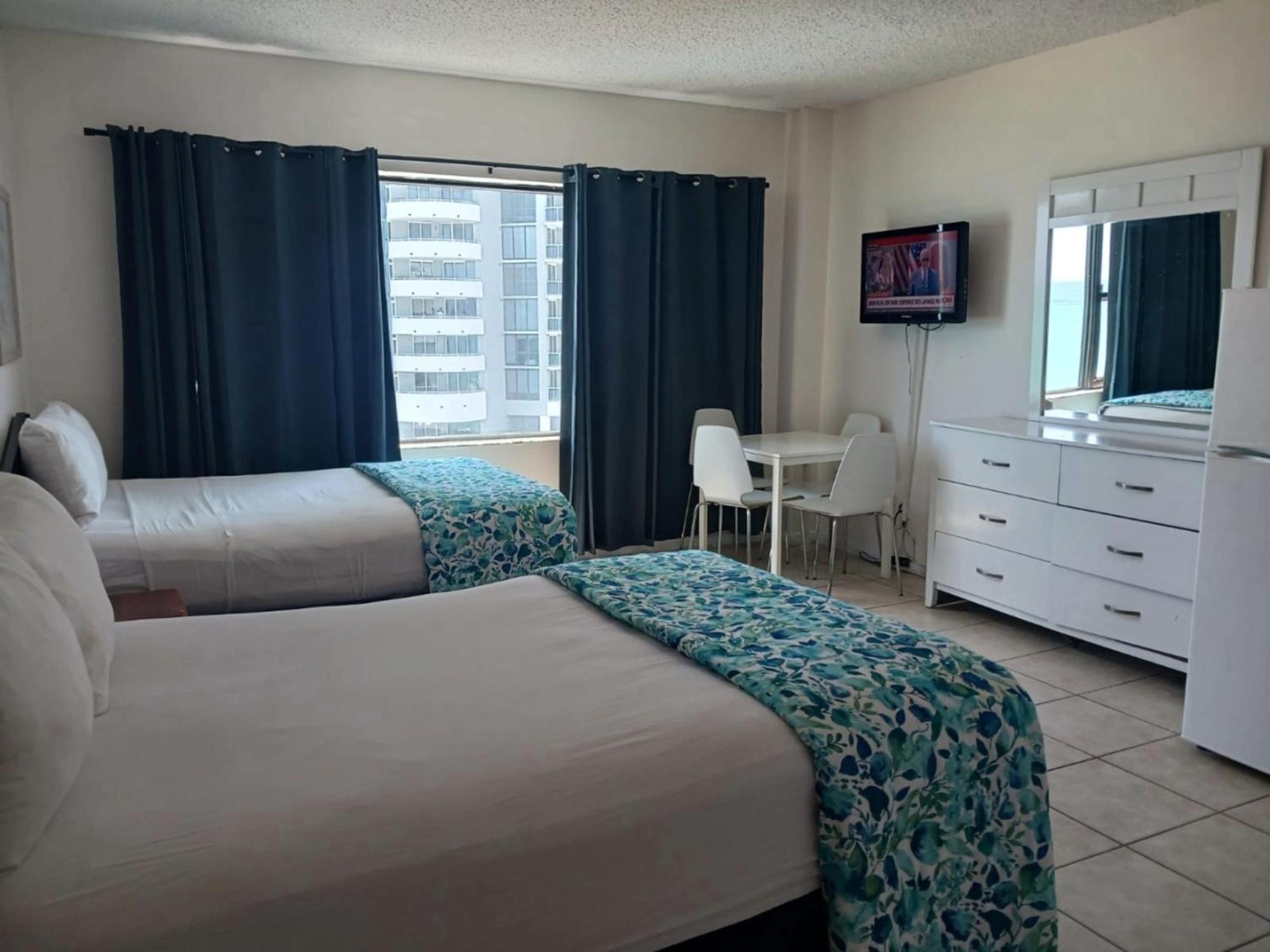 Casablanca On The Beach Miami Beach Room photo