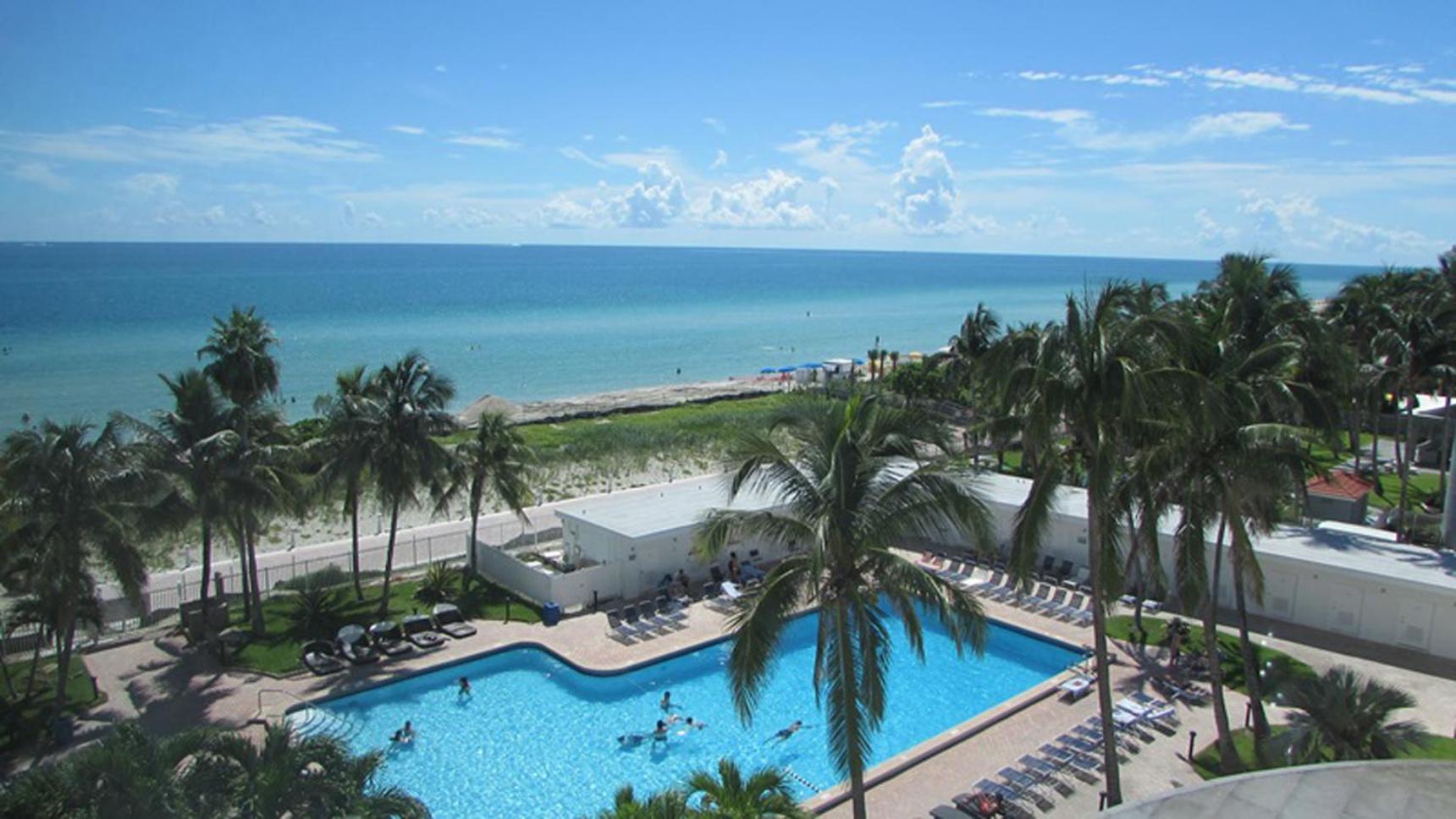 Casablanca On The Beach Miami Beach Room photo
