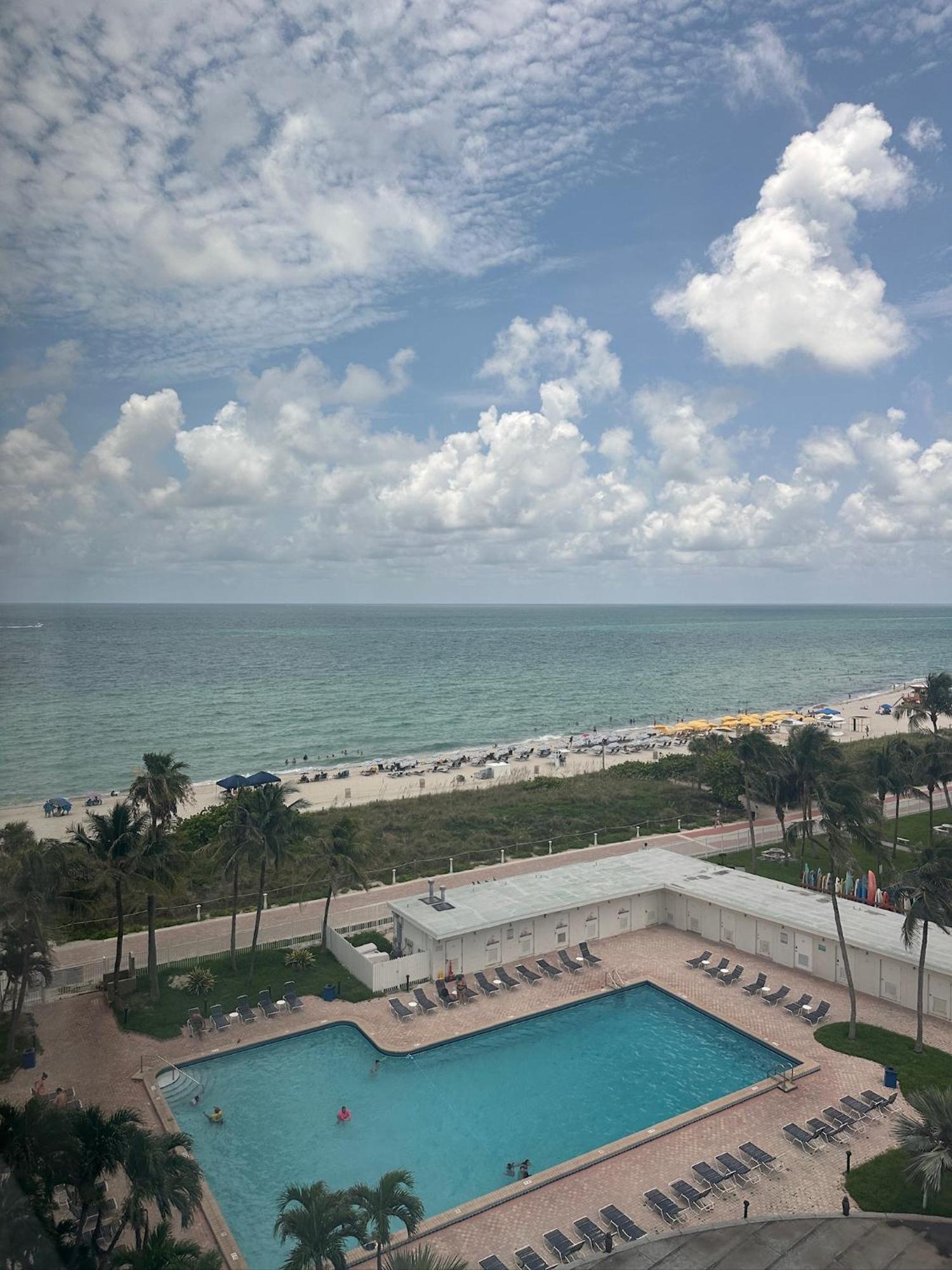 Casablanca On The Beach Miami Beach Room photo