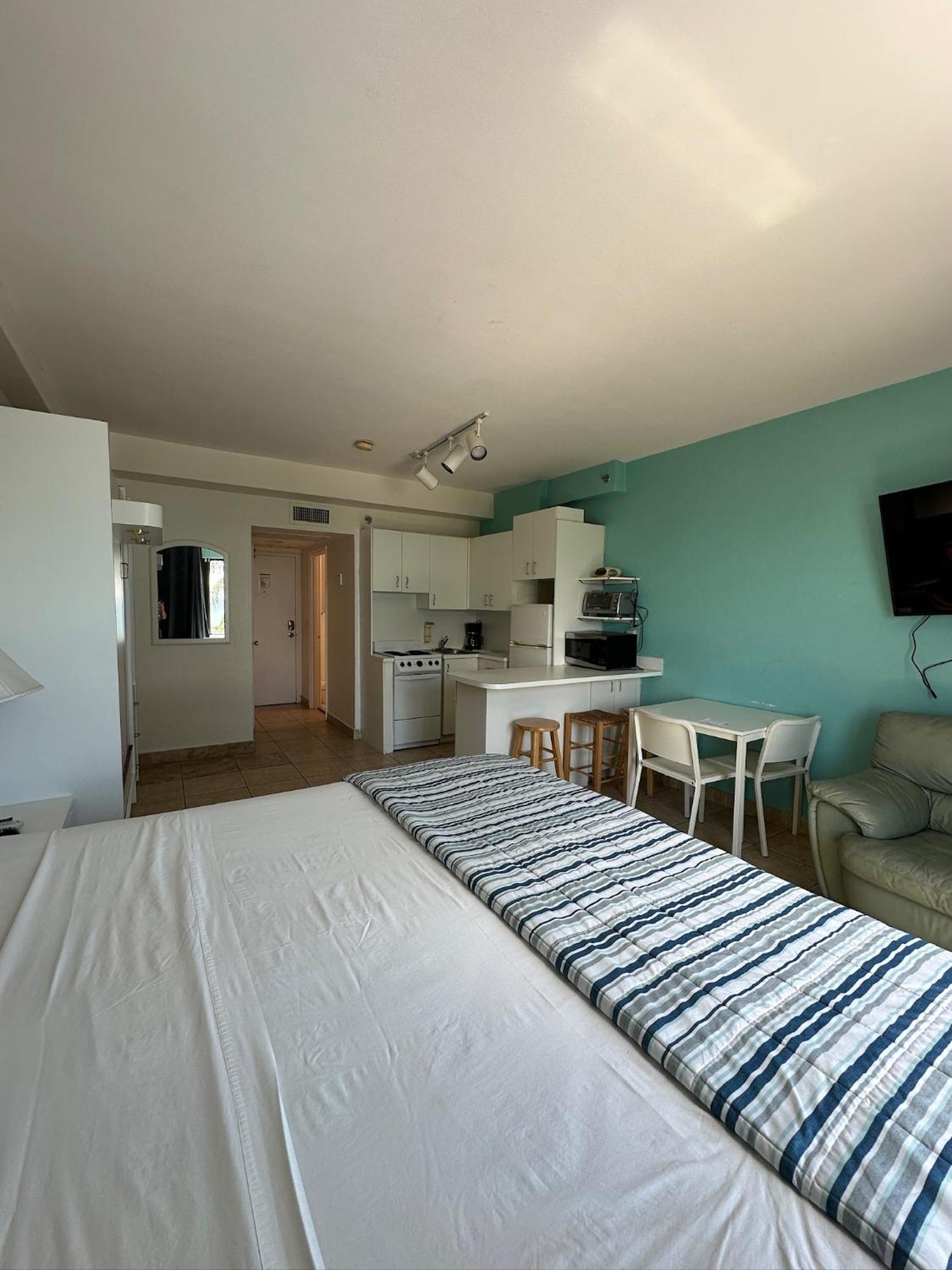 Casablanca On The Beach Miami Beach Room photo