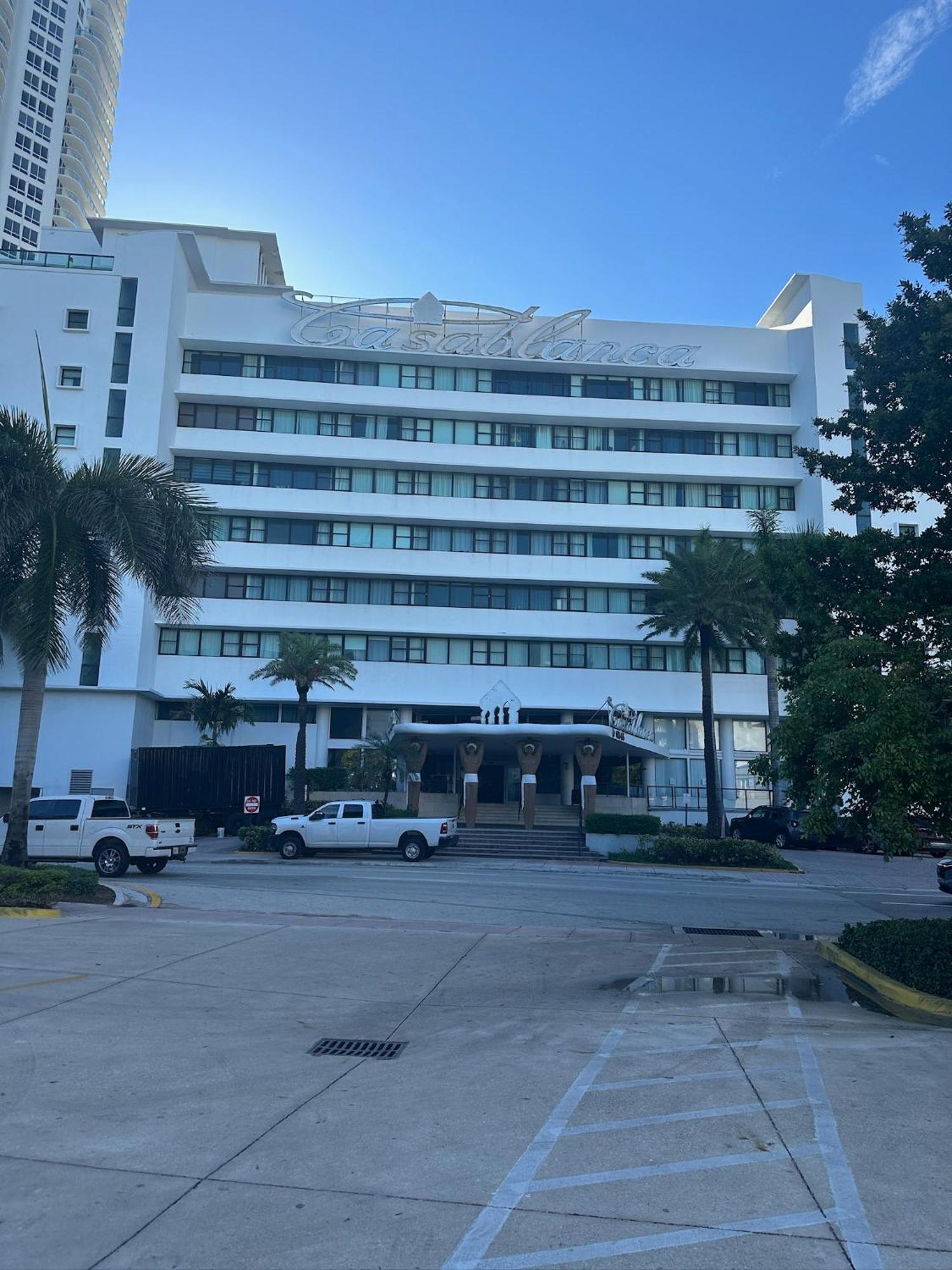 Casablanca On The Beach Miami Beach Exterior photo