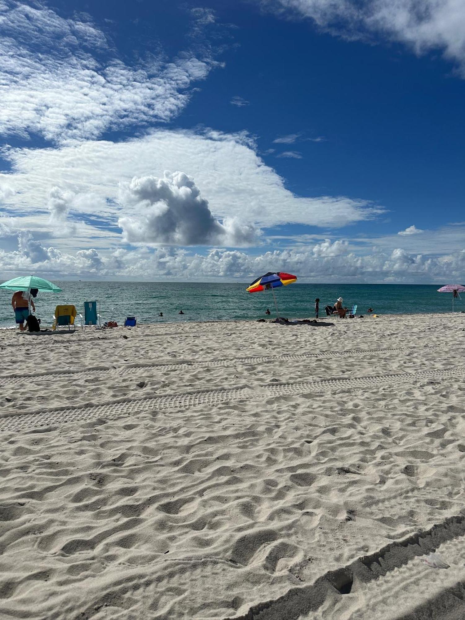 Casablanca On The Beach Miami Beach Exterior photo