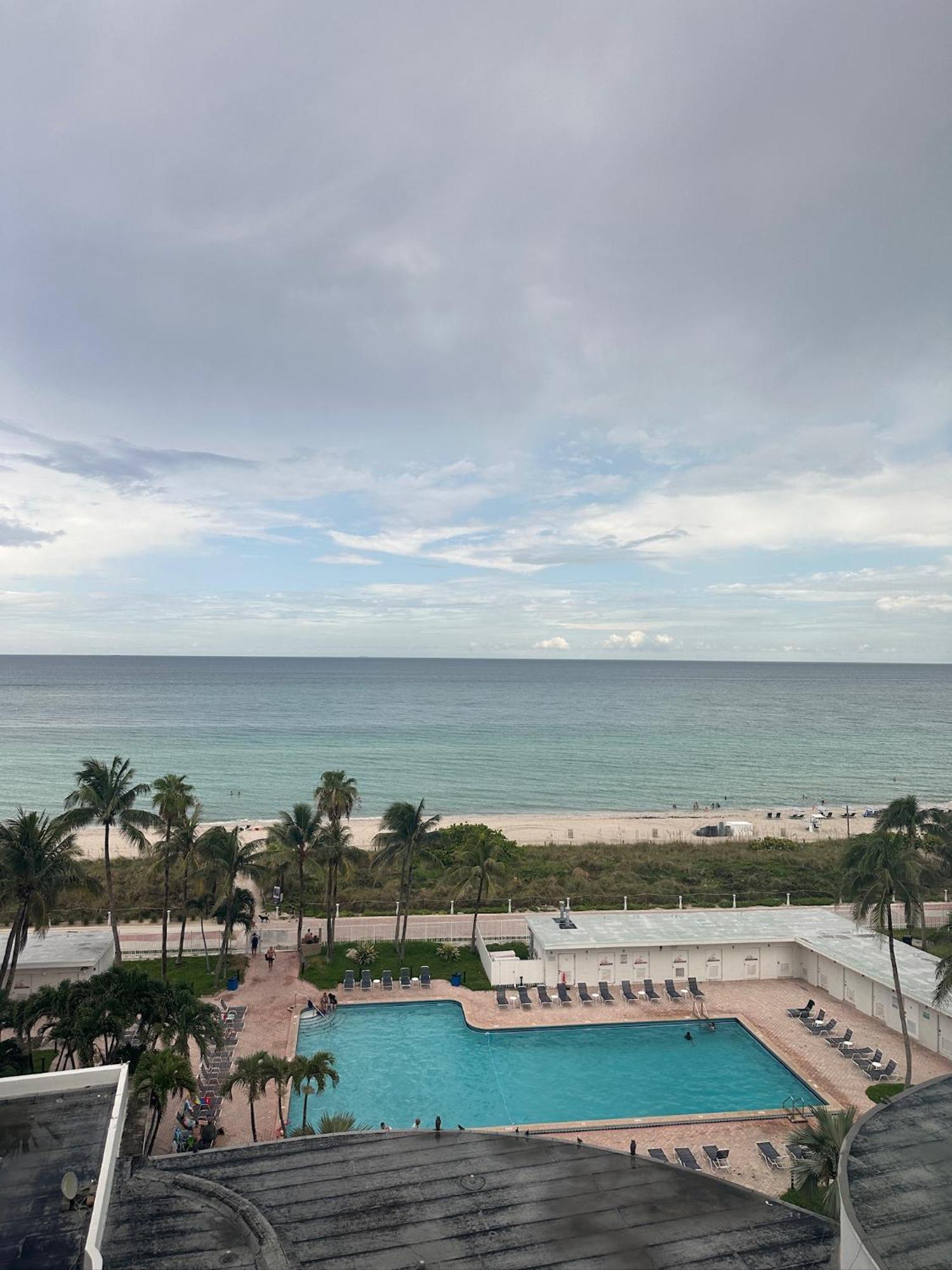 Casablanca On The Beach Miami Beach Room photo
