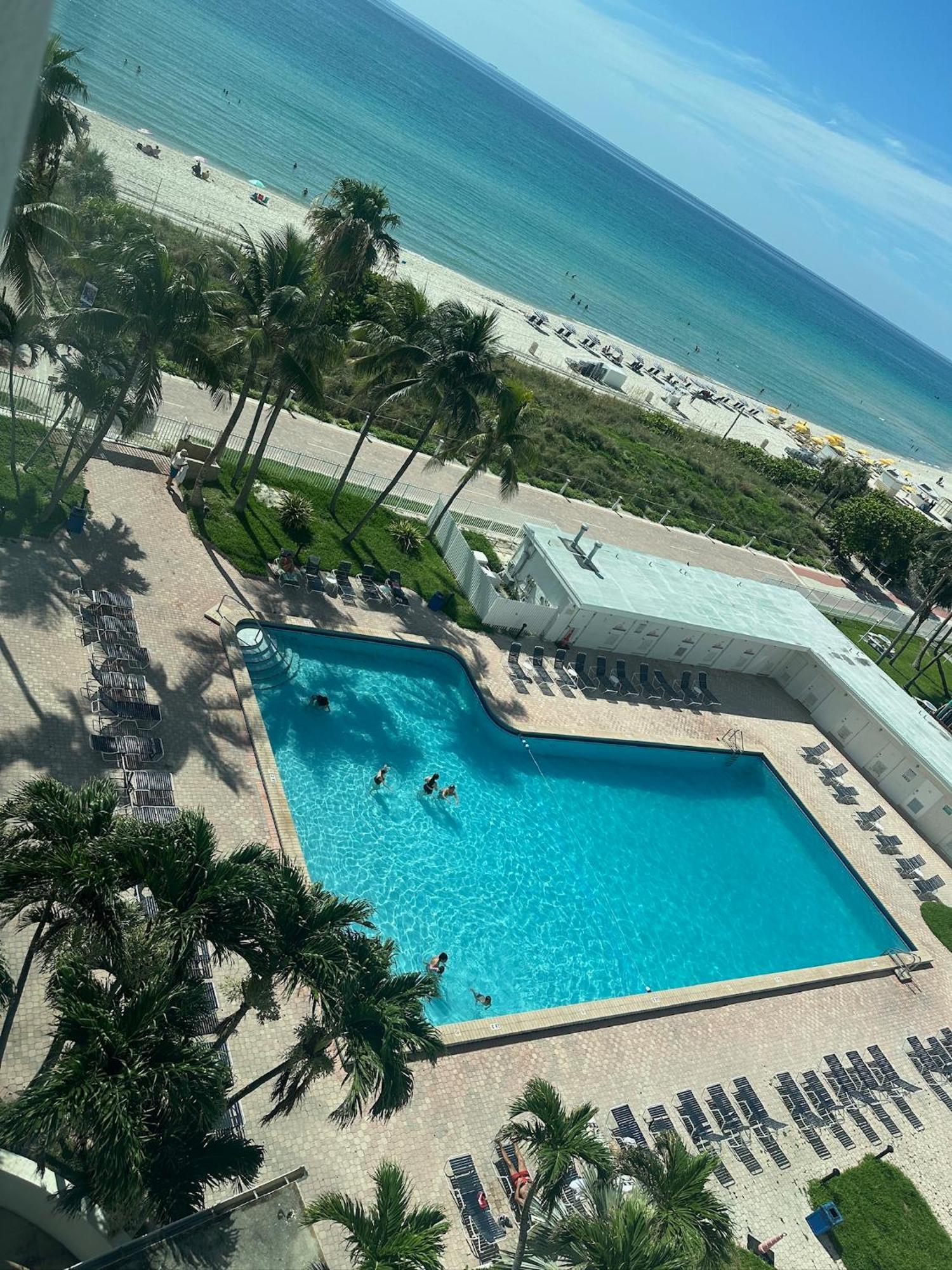 Casablanca On The Beach Miami Beach Exterior photo